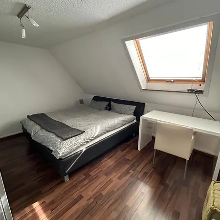 Appartement 4 Zimmerwohnung Zentrale Lage *